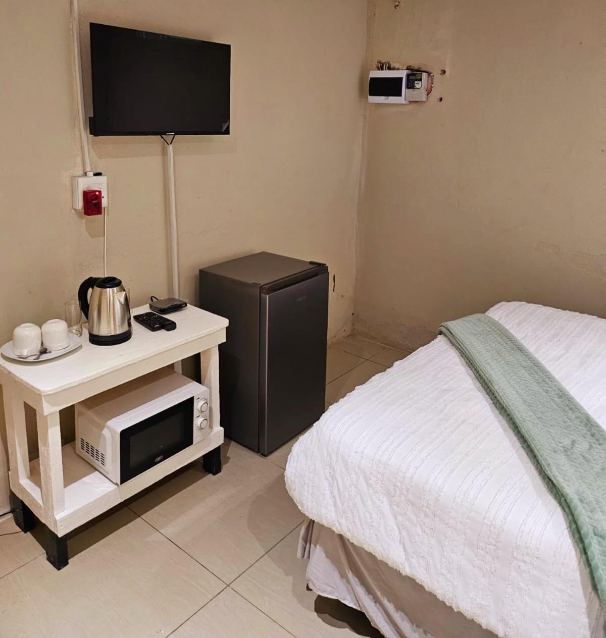 Softlife Guest House Ulundi Exterior foto